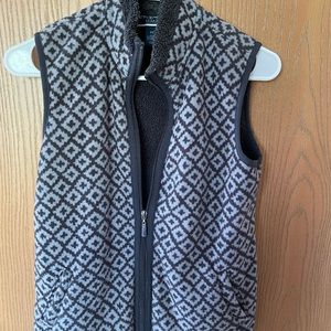 Women’s Sweater Vest